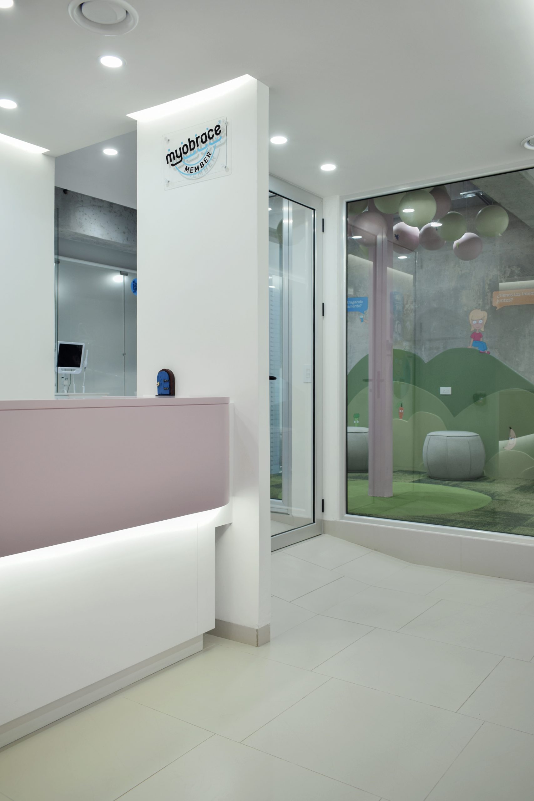 Diseño de clínicas odontológicas en Guatemala proyecto Krecedent Estudio ed