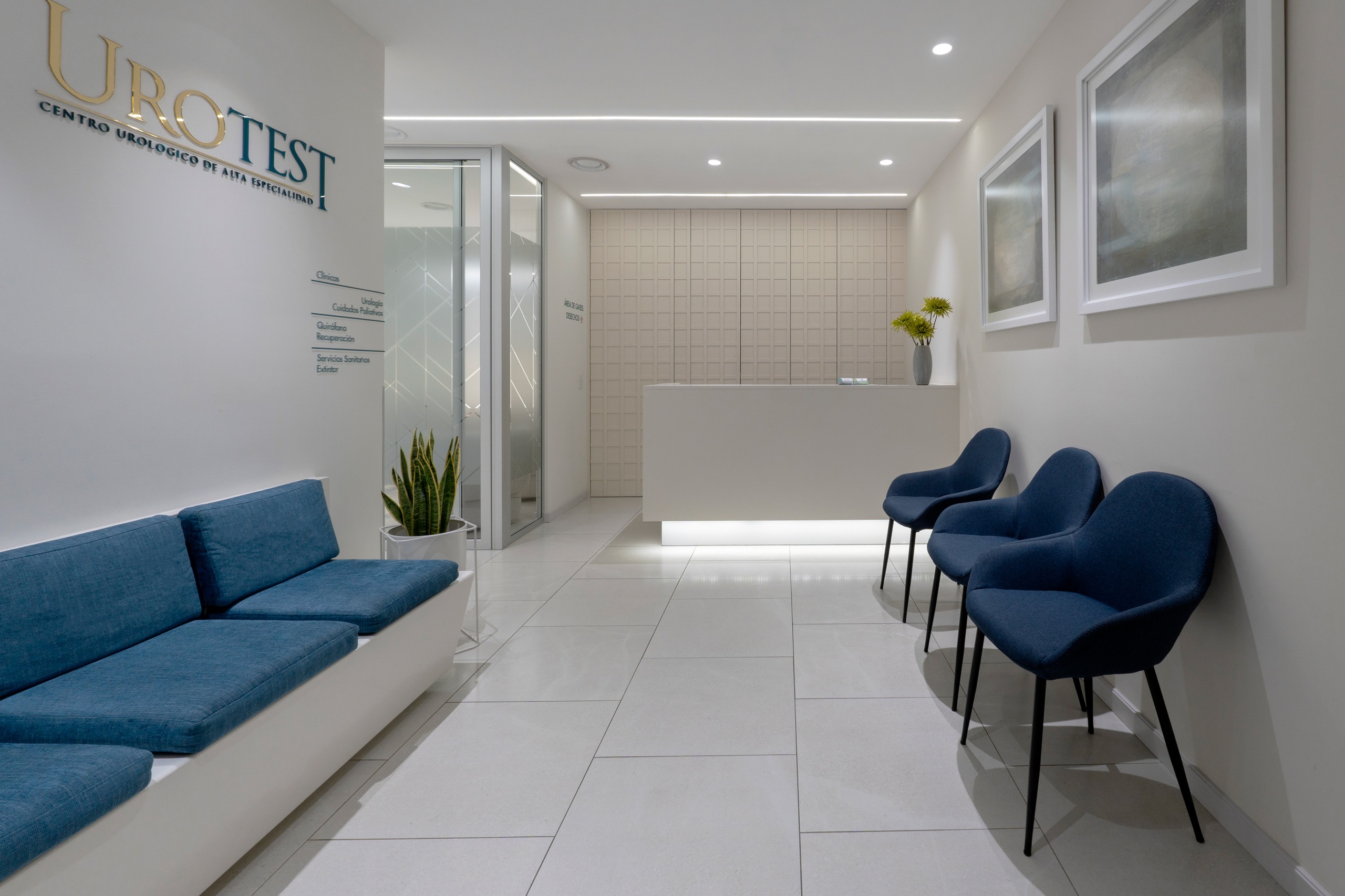 Diseño de clínicas médicas en Guatemala clínica UROtest Estudio ed