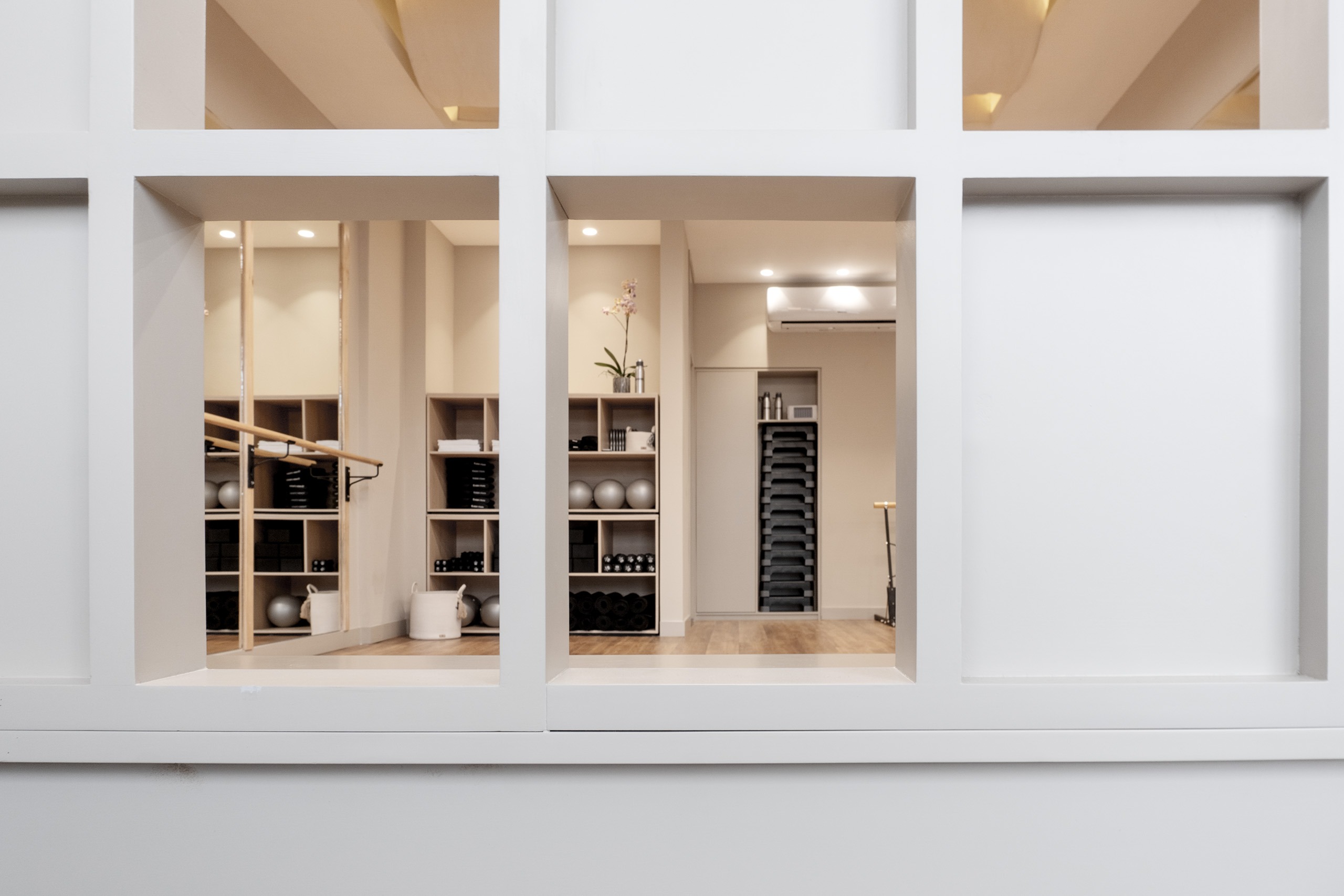 diseño de locales comerciales en Guatemala estudio Body Barre por Estudio ed