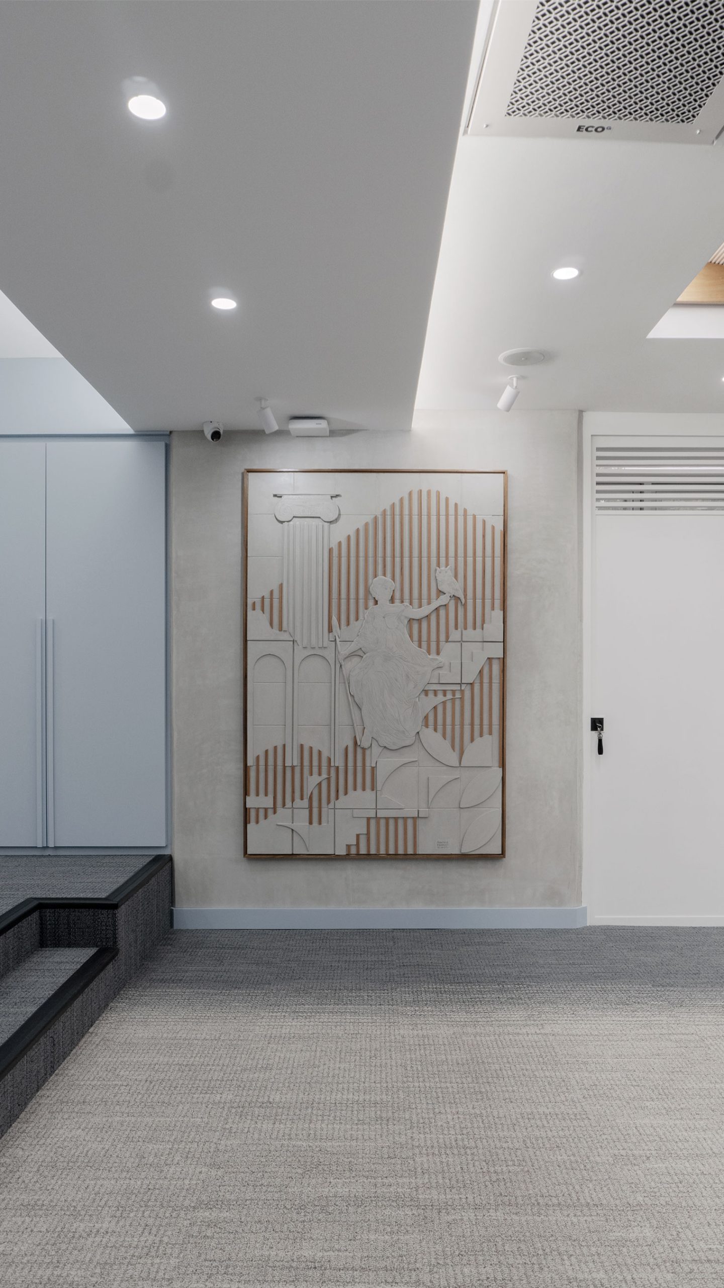 Diseño de espacios corporativos en Guatemala salón El Ateneo Estudio ed