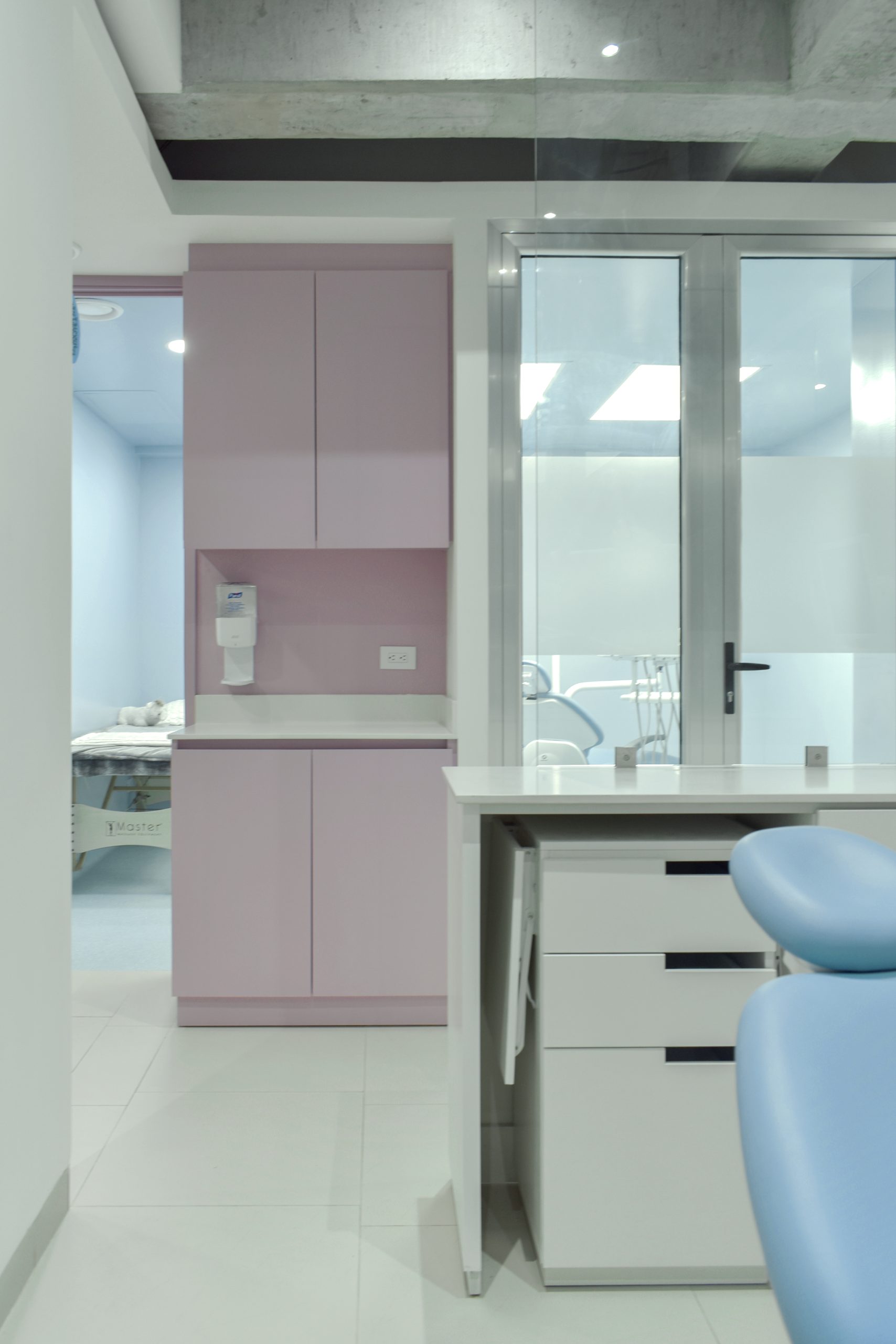 Diseño de clínicas odontológicas en Guatemala proyecto Krecedent Estudio ed