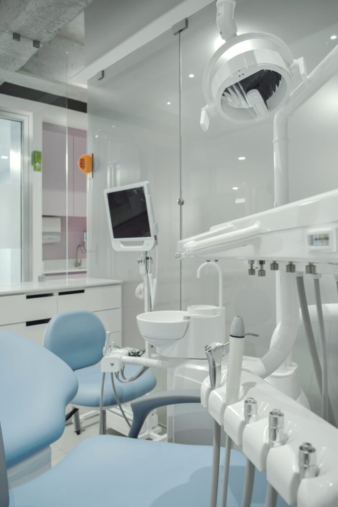 Diseño de clínicas odontológicas en Guatemala proyecto Krecedent Estudio ed