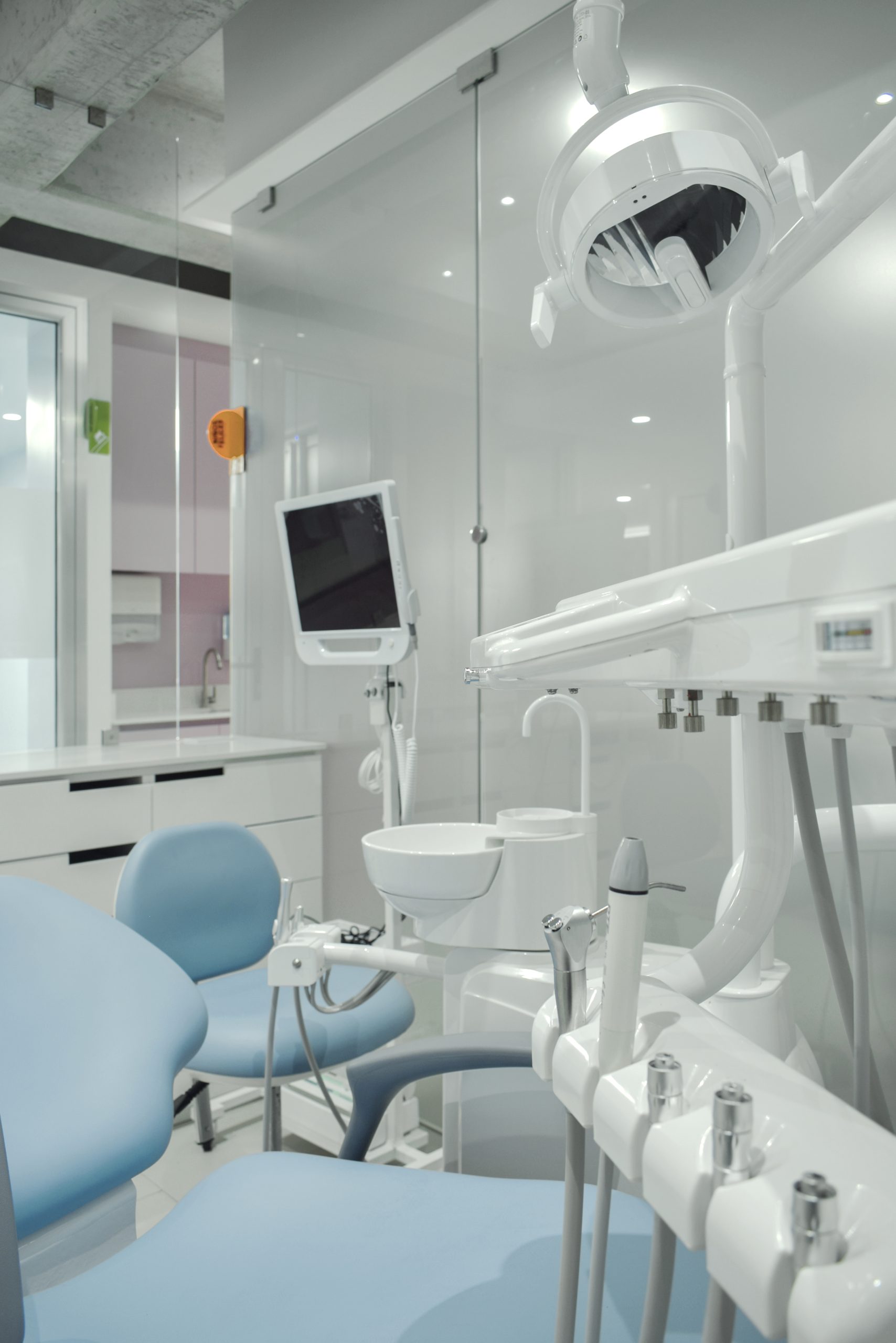 Diseño de clínicas odontológicas en Guatemala proyecto Krecedent Estudio ed