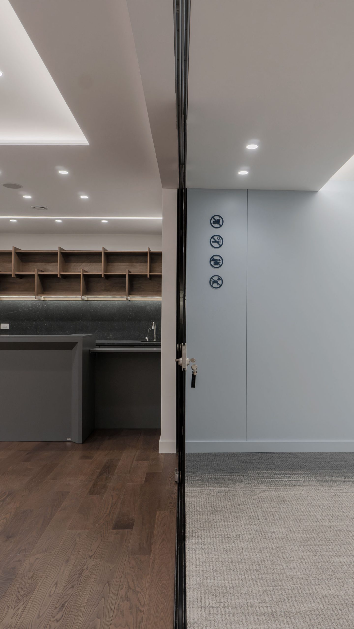 Diseño de espacios corporativos en Guatemala salón El Ateneo Estudio ed