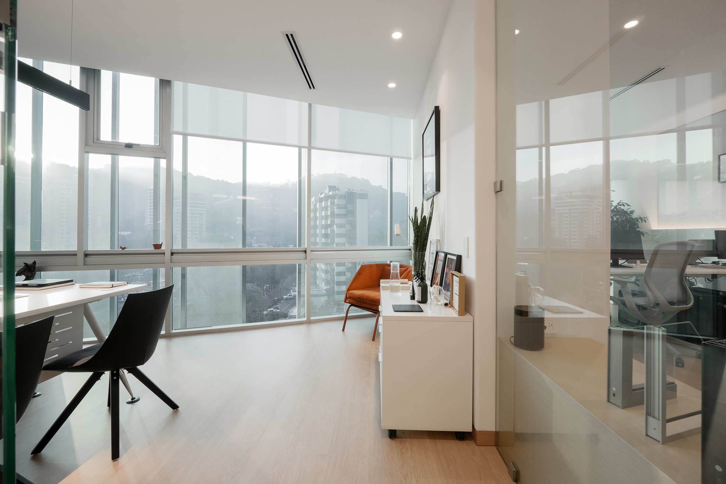 Estudio ed sede El Dojo - Arquitectura de autor y esencialismo